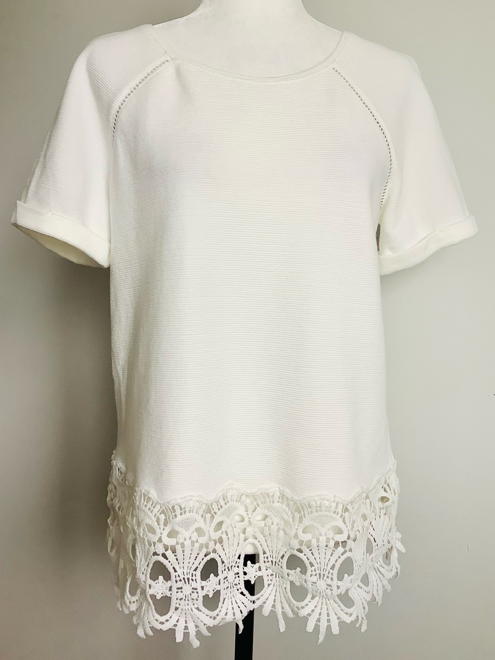Saturday Sunday Anthropologie Women’s White Top Blouse Crochet Lace Hem Sz. S